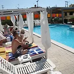 Aparthotel Gardens 3*