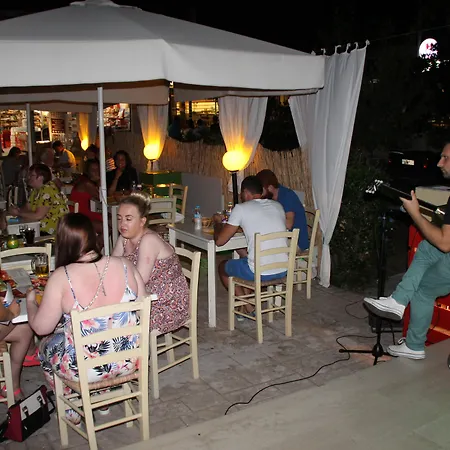 Gardens Lägenhetshotell Kávos