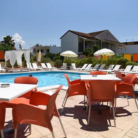 Gardens 3* Kavos