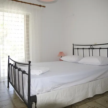 Gardens Aparthotel Kavos
