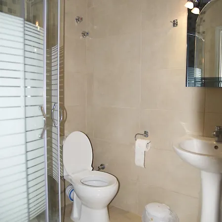 شقة فندقية Gardens 3*