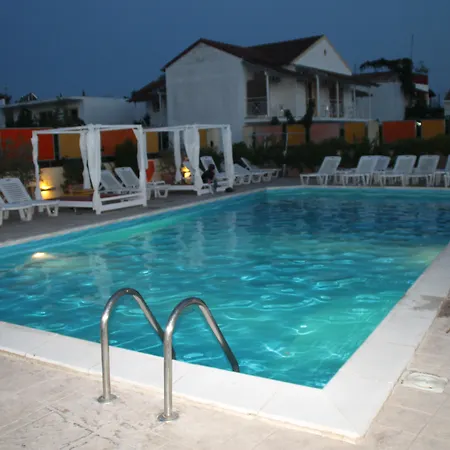 Gardens Ξενοδοχείο με διαμερίσματα