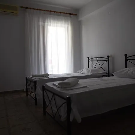 Gardens Ξενοδοχείο με διαμερίσματα 3*