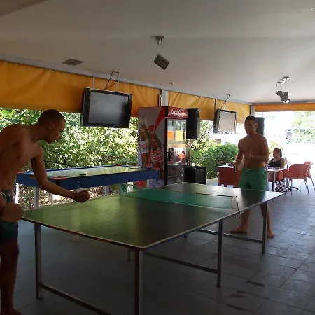 Gardens Апарт-отель 3*