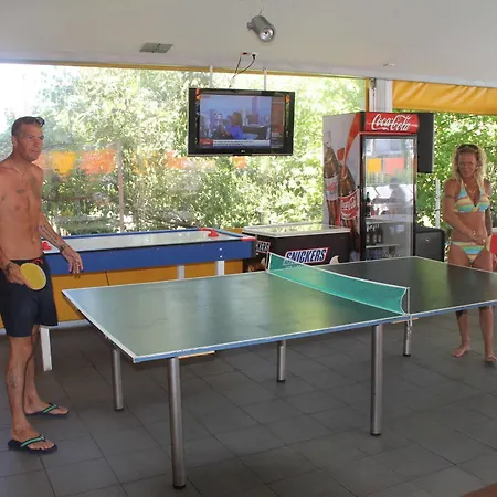 Апарт-отель Gardens 3*