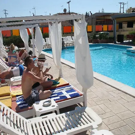 Apart Otel Gardens 3*